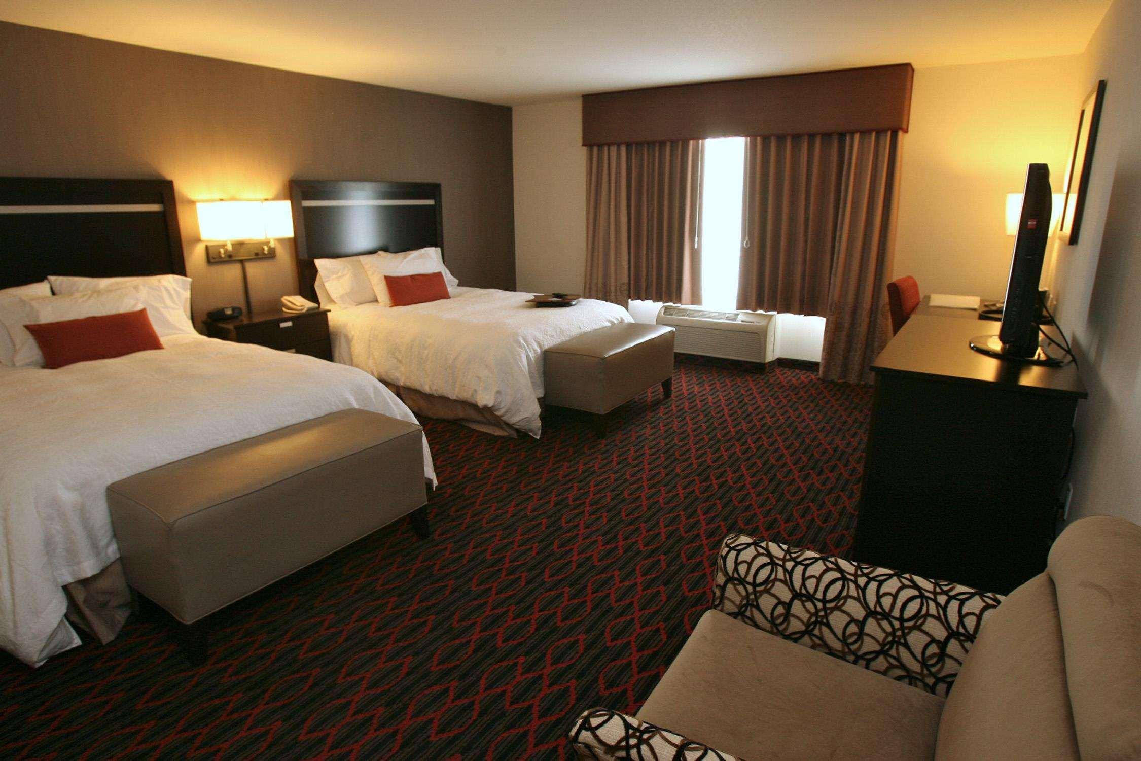 Hampton Inn & Suites Red Deer Penhold Pokój zdjęcie